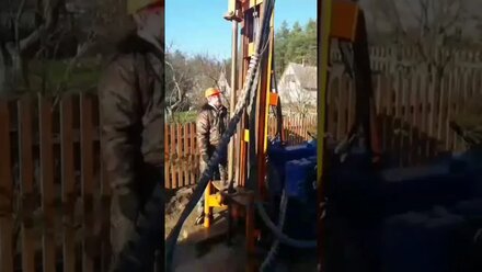 Бурение скважин на воду малогабаритной буровой установкой