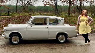 Idriveaclassic reviews: Ford Anglia 105e (the Harry Potter car!)