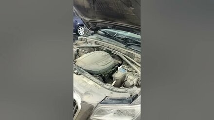 Audi Q5 Детейлинг мойка подкапотного пространства