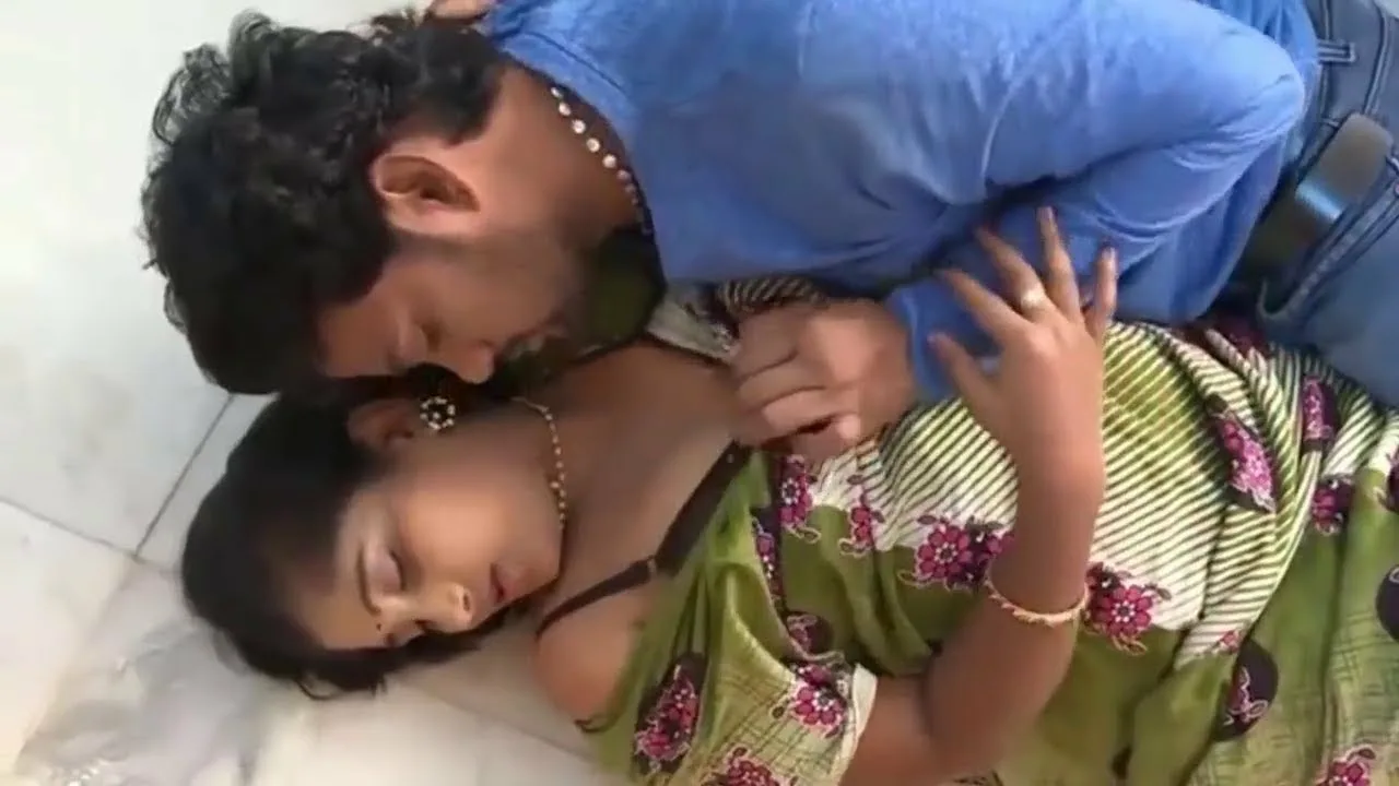 Husband and Wife Romance in Kitchen | Boob Press | Hot