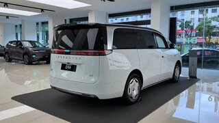 The New 2026 Leapmotor D99 EV MPV - Exterior And Interior