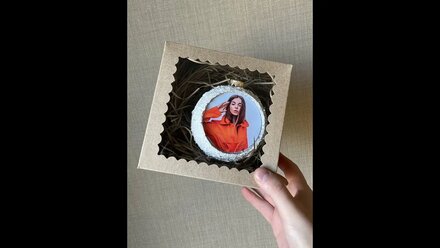 Что подарить на новый год, у нас есть ответ - елочный шар ручной работы с фотографией.