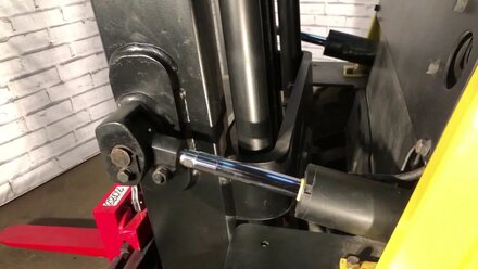 Цилиндры наклона мачты погрузчика Hyster H3.00TX