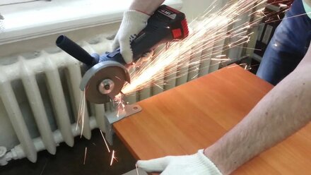Аккумуляторная болгарка Bosch GWS 18-125