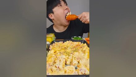 yummy food eating @gongsam_table203 😋 burgers cheese steaks #asmrfood #asmr #asmreating #foodlover