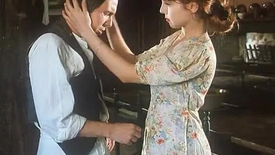 Aktrisa Kaula Strain bilan porno tomosha qiling