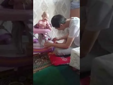 Порно күйеуі әйелін көрсетті