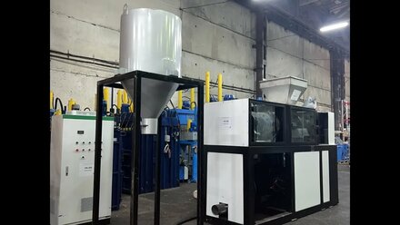 Сквизер (пресс-отжим) KN-300 В работе на влажной стрейч пленке