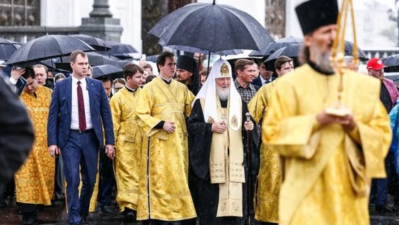 Общемосковский крестный ход стартовал от храма Христа Спасителя — Видео от Мир 24