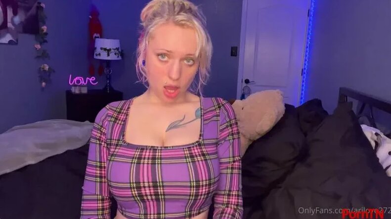 Ari love asmr mommy loves touching her son's cock - Yandex Video