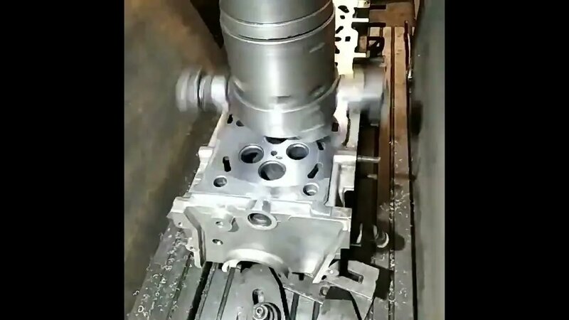 #Процесс шлифовки станком ГБЦ - Смотреть онлайн в поиске Яндекса по Видео