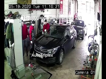 Установка лобового стекла на Citroen C4