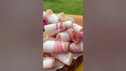 Срочно приезжайте пробовать вкуснейшие блюда усадьбы «Вясёлая хата»😋