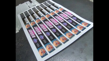 Высечка наклеек в https://GCprint.ru !Смотрите с субтитрами!