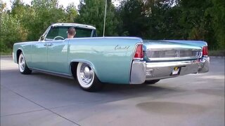 135990 / 1961 Lincoln Continental