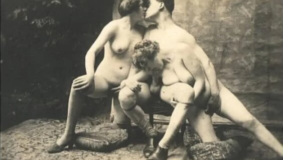 Kirli xurmolar uyi porno