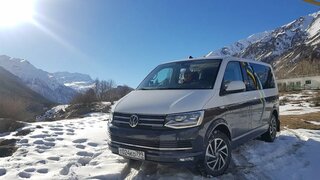 Фольксваген Мультивен Великолепен!  Дорогой, собака.  Volkswagen Multivan.  Лиса рулит