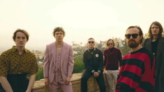 Cold Cold Cold - Cage the Elephant Instrumental - Смотреть онлайн в ...