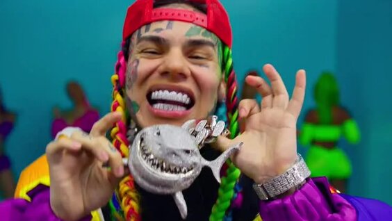 6ix9ine- 