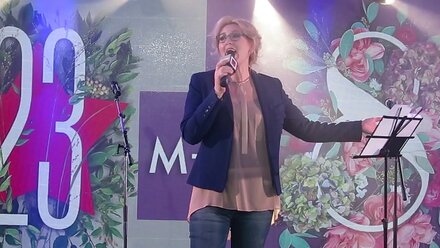 Финальная песня ведущей в программе "Мужеженский день", март 2019