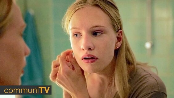 Qattiq teshikda katta sikni sikish