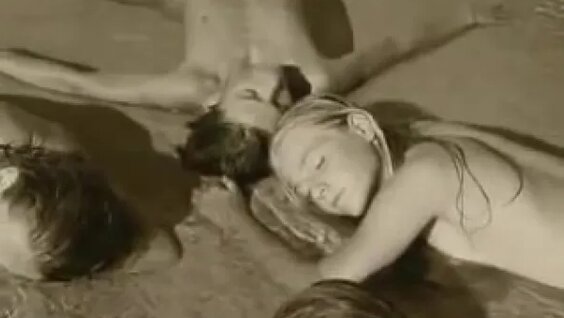 Толық үстемдік Миа Изабелла