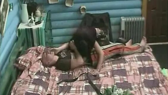 Жалаңаш Алессандра жалған