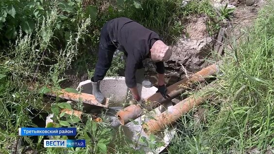 В райцентре Староалейское завершается масштабный ремонт коммунальных сетей. — Видео от ...
