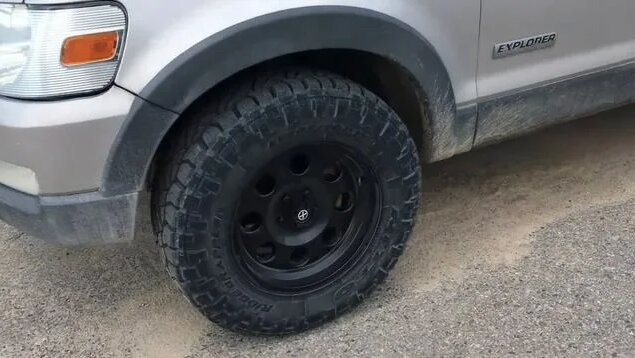 2006 Ford Explorer XLT Nitto Ridge Grapplers 265 70 R17 17