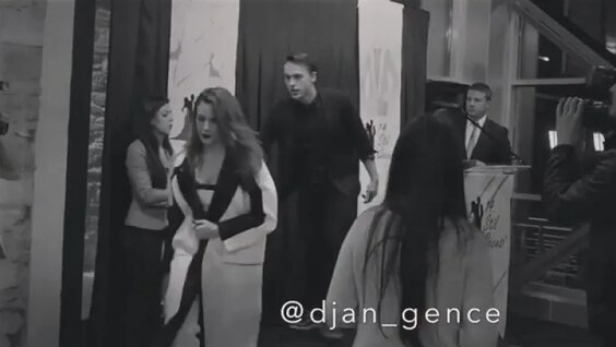 Порно дәрігер ұйықтататын дәрі берді