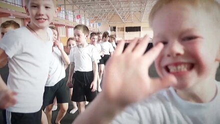 Выпускники в фильме МЫ