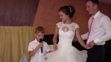 Поздравление брата на свадьбе сестрёнки