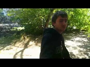 Дворовый спортивный движ, качеля