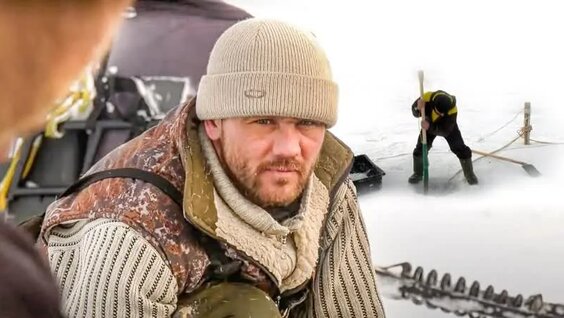 Рыбалка на Крайнем Севере. Крупные окуни по 2 кило! Чемпионат по рыбалке - C полем...