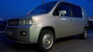 Honda Mobilio Spike