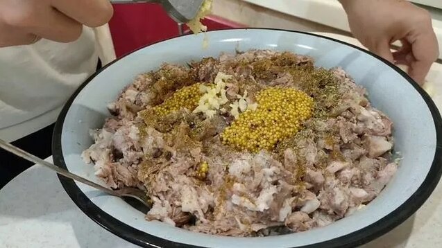 Сальтисон Зельц Прессованное мясо из свиной головы - Смотреть онлайн в ...