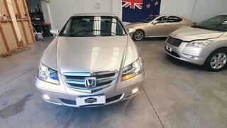 2004 Honda Legend KB1