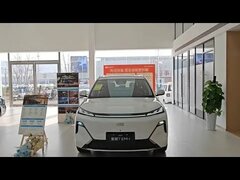Совершенно новый Geely Galaxy Starship 7 PHEV 2026 — экстерьер и интерьер.
