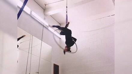 Тренировка на воздушных полотнах в комбинезоне Kombezza. Ксения Косоурова 2