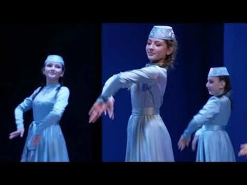 Танцевальный коллектив Янардаг