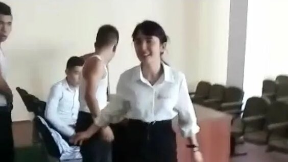 Mobil telefonda suratga olingan Djankoy jojalarining jinsiy aloqa videolarini tomosha qiling