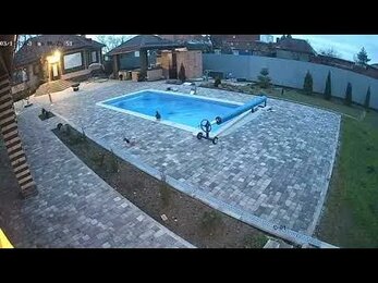 Вода в бассейне питьевого качества