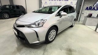 Toyota prius alpha/daihatsu mebius 2015 г s L selection 1.8 л