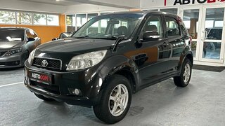 Toyota Rush 2006 год