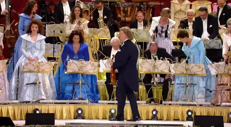 Volare – André Rieu live in Bahrain — Видео от André Rieu - Смотреть ...