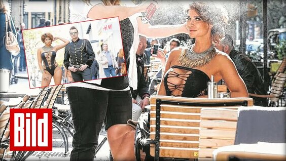 Micaela Schaefer nackt in Düsseldorf 