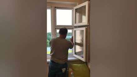 Внутренняя (вставная) москитная сетка на пластиковом окне