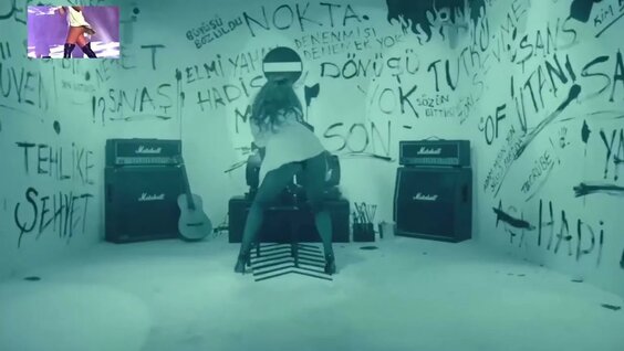 Hadise SX 2 bin video Yandex te bulundu 