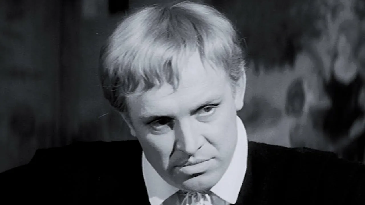 Xotinimning hammomdagi jinsiy aloqa videolarini tomosha qiling.