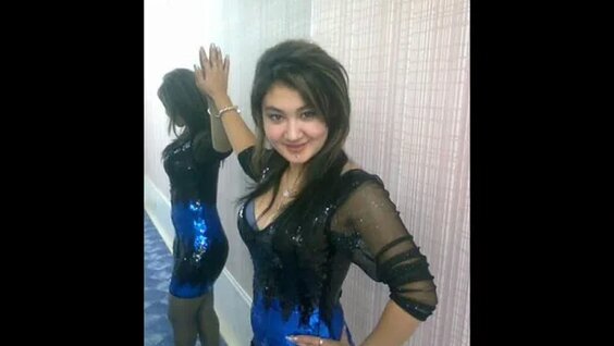 Sartaroshxonada yigitni silkitgan qizlar videosi